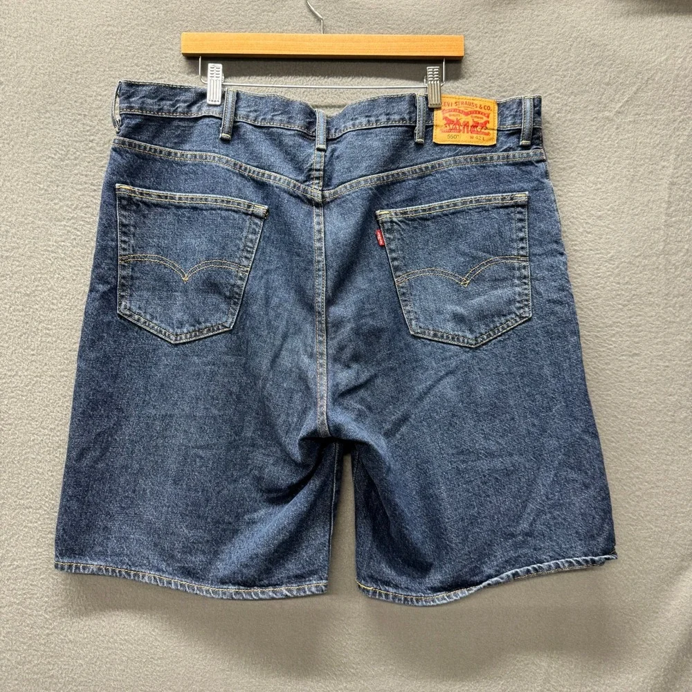 Levi's 550 Jean Shorts Mens 42 (43x10 ACTUAL) Relaxed Fit Blue Denim Casual Jort